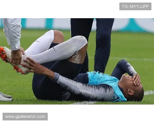 梅赫伦阵容深度分析：新赛季表现稳健，期待球队打破瓶颈跑出精彩成绩