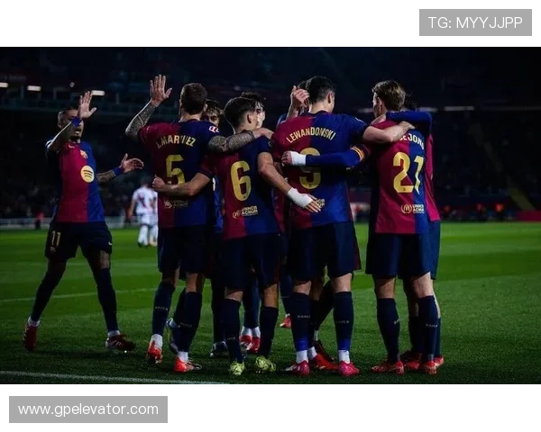 巴萨防线问题根源：全队压迫体系失效影响本赛季竞争走势