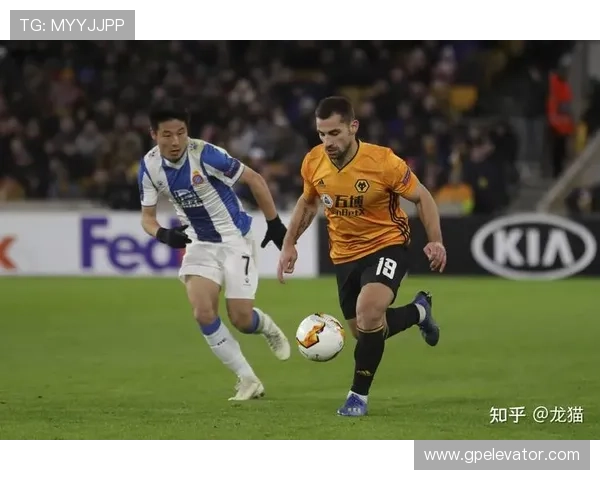 瓦伦西亚俱乐部运营危机持续发酵,对球队稳定性与赛季表现形成制约 瓦伦西亚俱乐部运营危机持续发酵,对球队稳定性与赛季表现形成制约