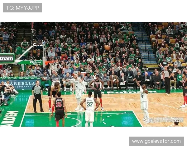 全面解析篮球无球掩护规则中关于合法站位的具体判罚标准